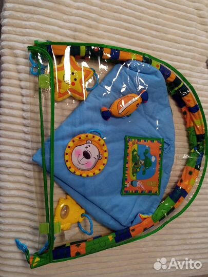 Развивающий коврик