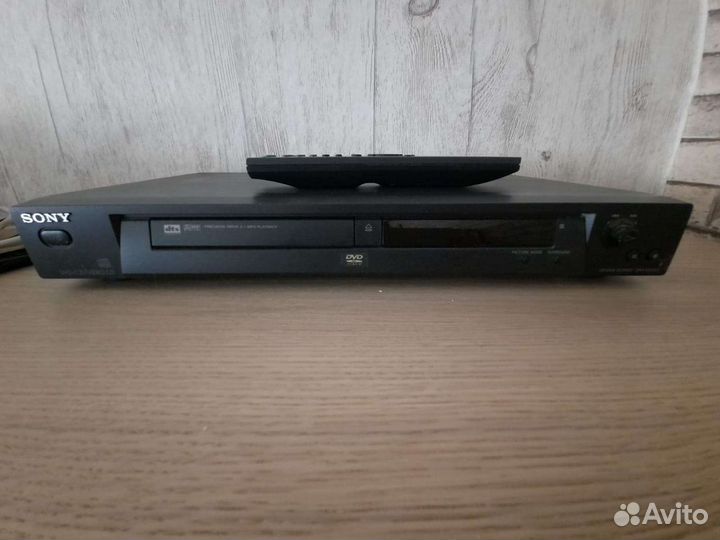 Cd/dvd/ mp3 плеер Sony dvp-ns305