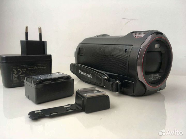 Panasonic HC V770 видеокамера