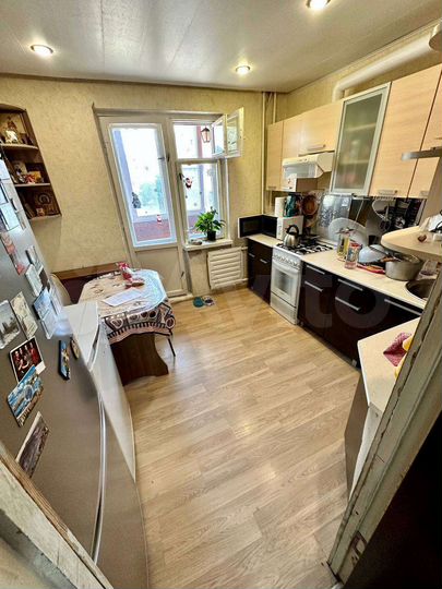 2-к. квартира, 53 м², 2/5 эт.