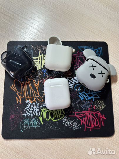 Беспроводные наушники apple airpods