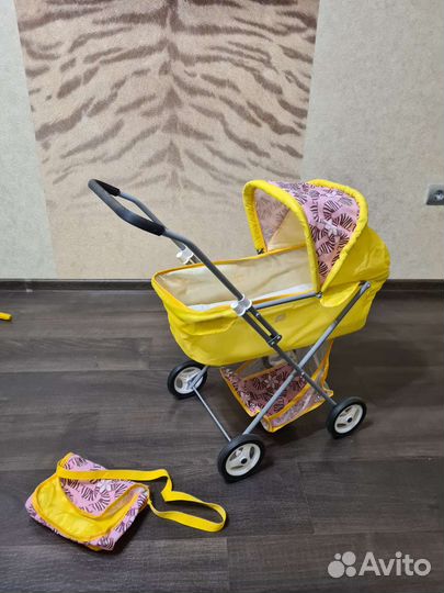 Коляска для кукол