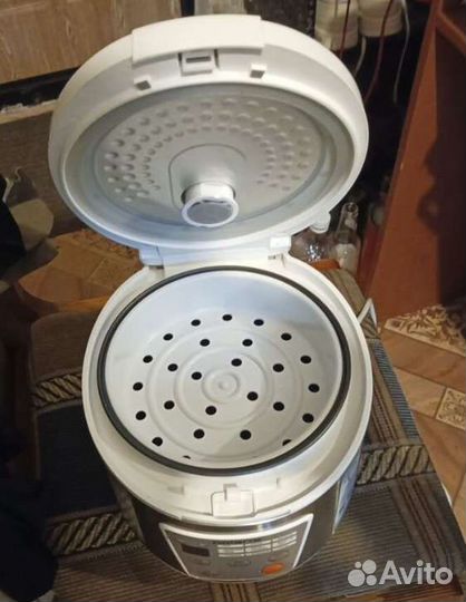 Мультиварка новая