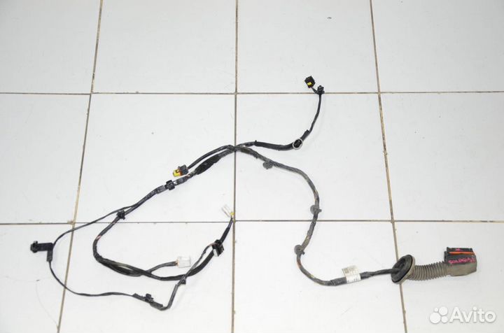 Проводка двери передняя правая Hyundai Solaris RB