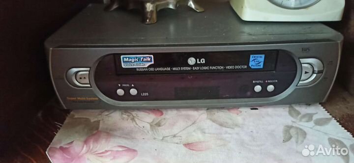 Видеомагнитофон