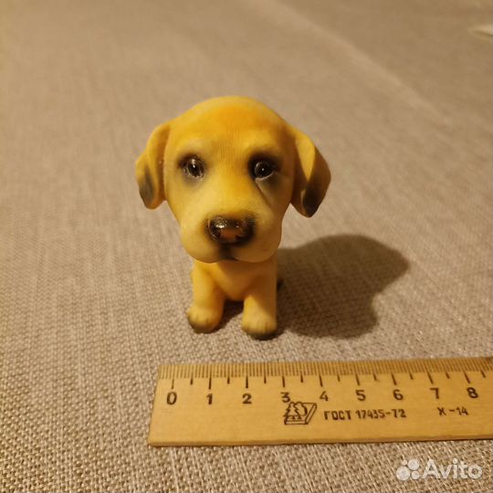 Собака фигурка пластик