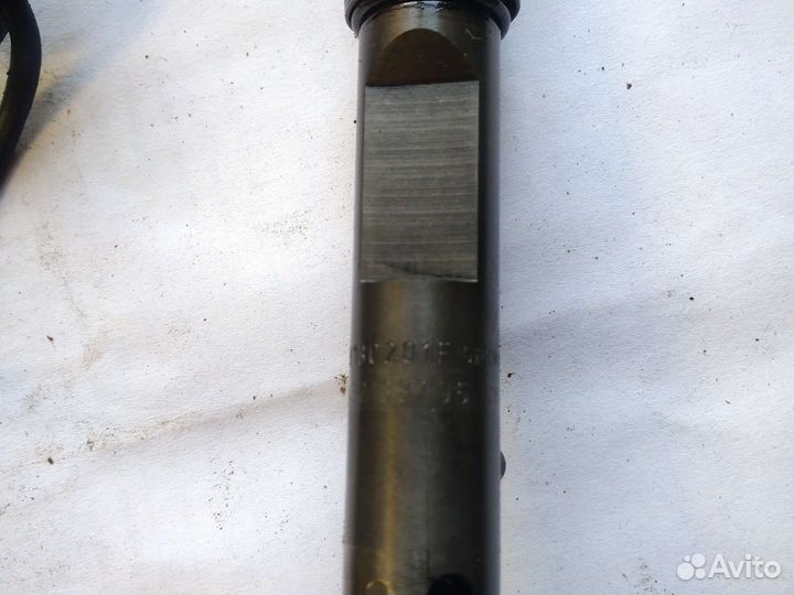 Топливные форсунки Audi 2.5tdi 059130201F