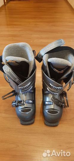 Горнолыжные ботинки