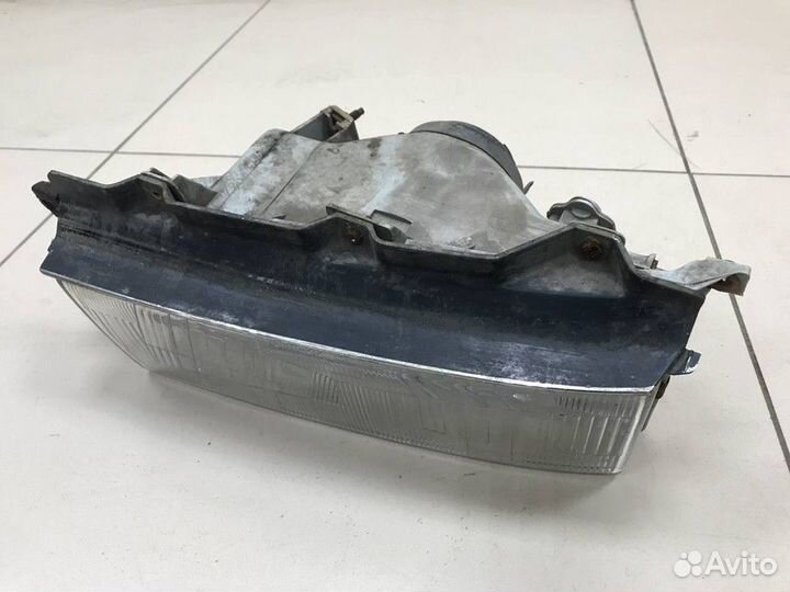 Фара правая Toyota Corolla