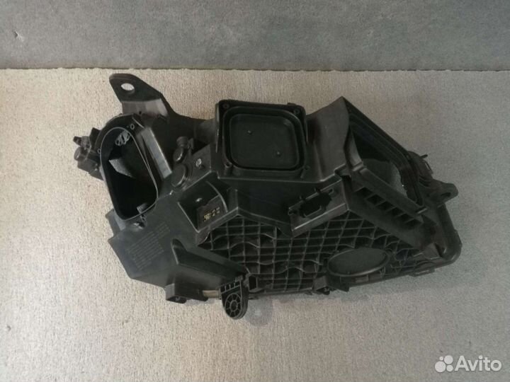 Корпус Фары Левый Mercedes-Benz GLC