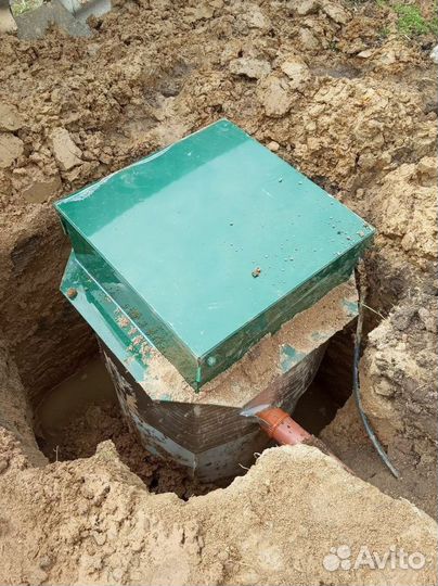 Септики Далос