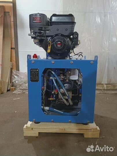 Винтовой бензиновый компрессор в наличии