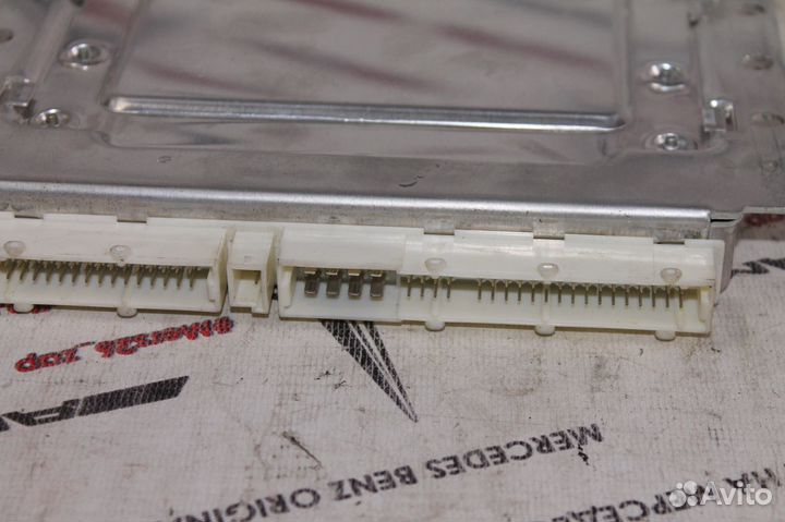 Блок управления гидроподвеской мерседес w220