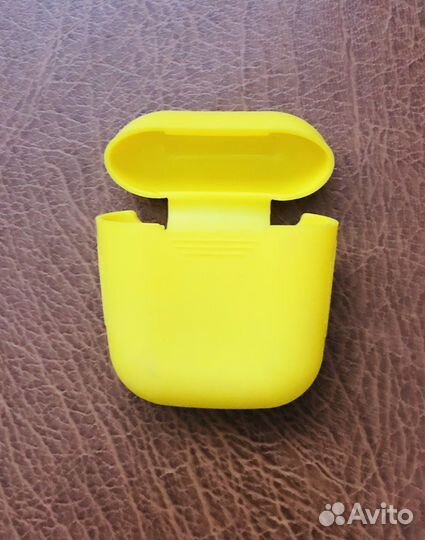 Чехол для беспроводных наушников