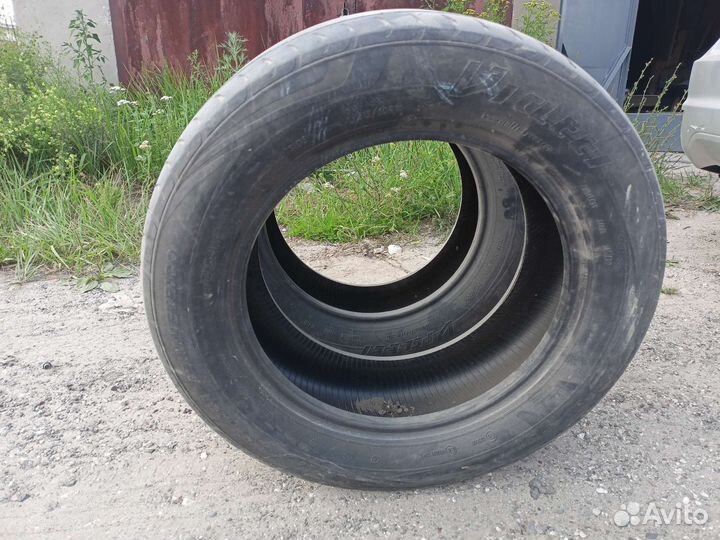 Viatti Strada Asimmetrico 215/60 R16