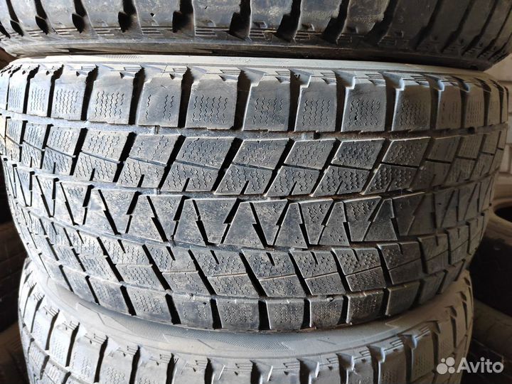 Bridgestone Blizzak DM-V1 275/50 R22 и 285/45 R22