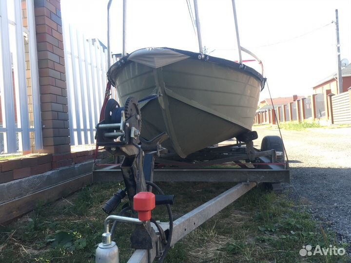 Лодка вятбот