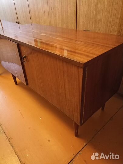 Тумба под телевизор бу