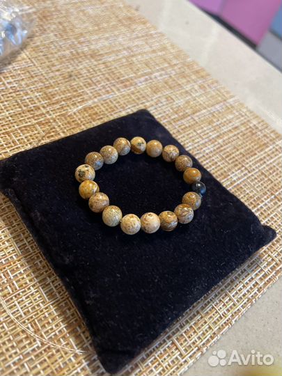 Браслеты, амулеты