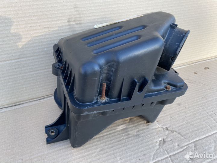 Корпус воздушного фильтра Chevrolet Aveo T250