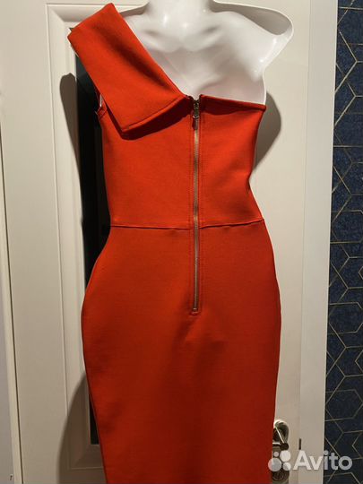 Платье футляр 44