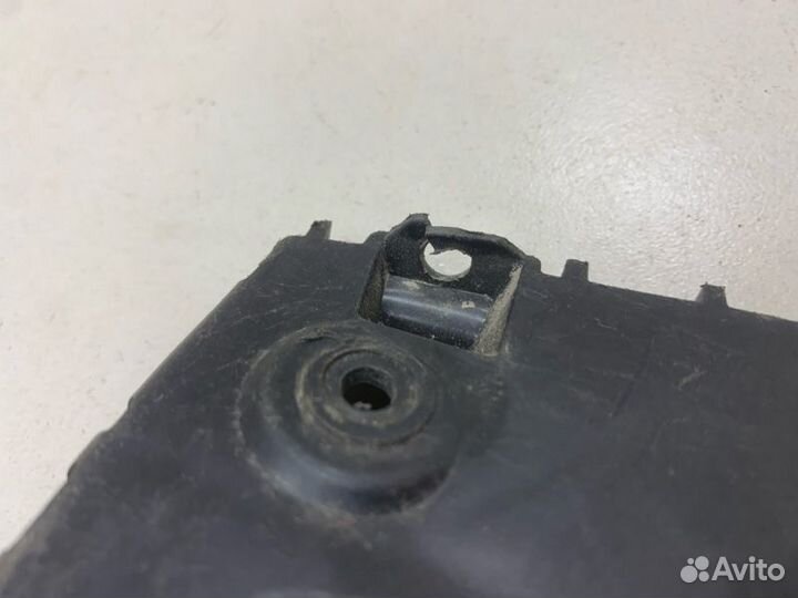 Кронштейн бампера задний правый Renault Sandero 1