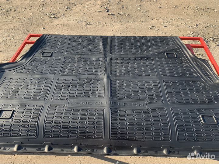 Коврик в багажник toyota land cruiser 200