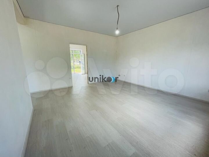 Дом 109 м² на участке 7,6 сот.