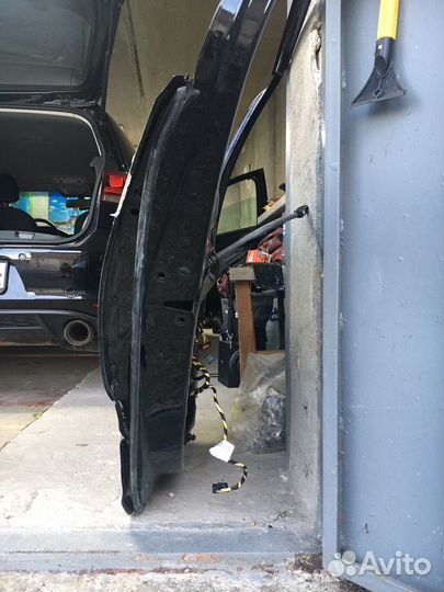 Задняя левая дверь golf 7