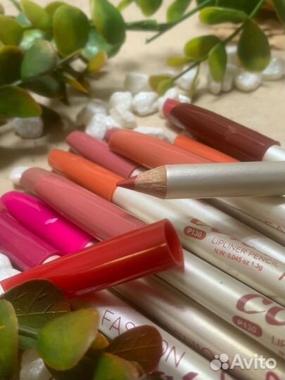 Карандаш для губ бордовый Me Now Generation II