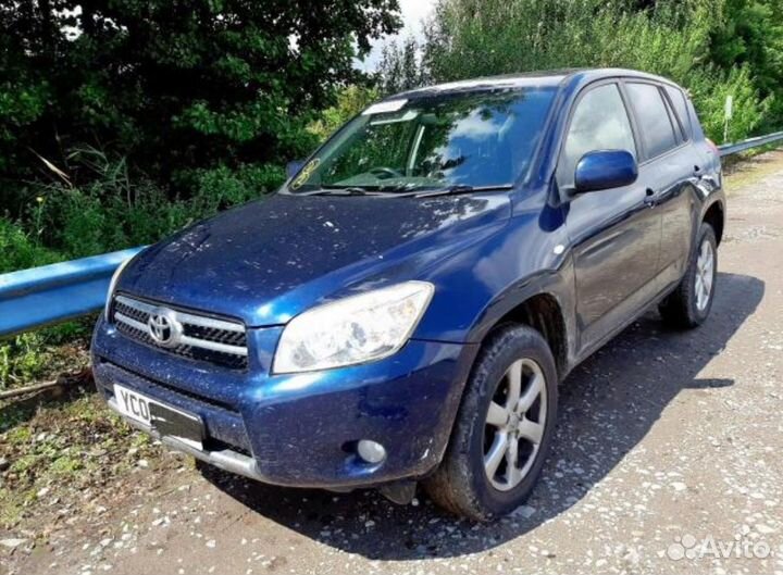 Машинокомплект Toyota RAV4 2.0 i МКПП 2008 год