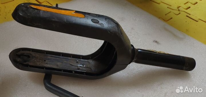 Вилка и подножка ninebot MAX G30