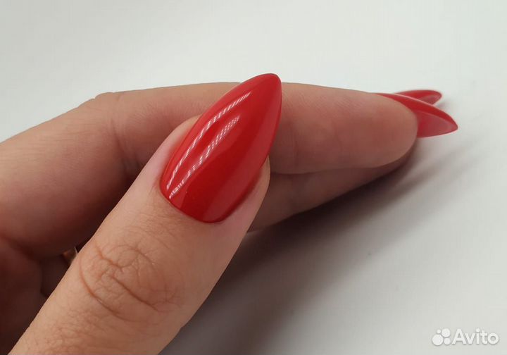 Маникюр/педикюр