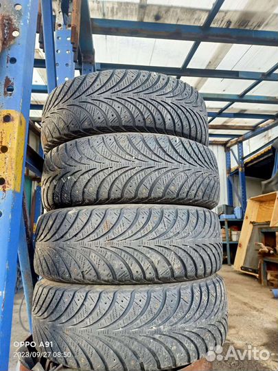 Goodyear UltraGrip Extreme 195/60 R15 88T