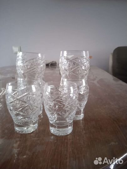 Хрустальные рюмки