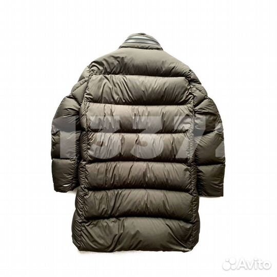 Пуховик Moncler новый