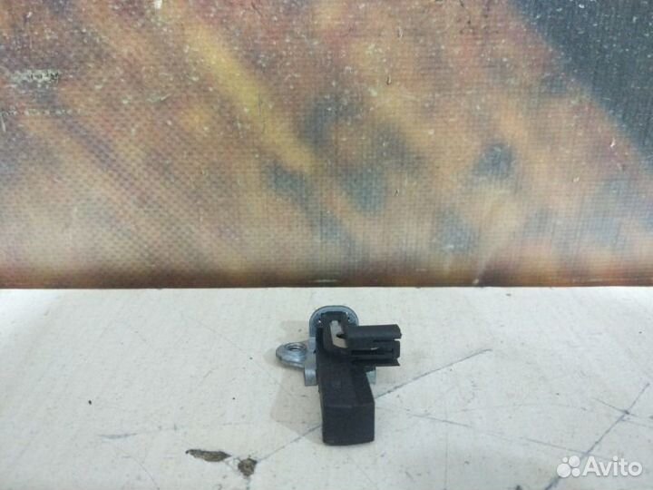 Концевик ручного тормоза Audi Q7 4L BAR 2006