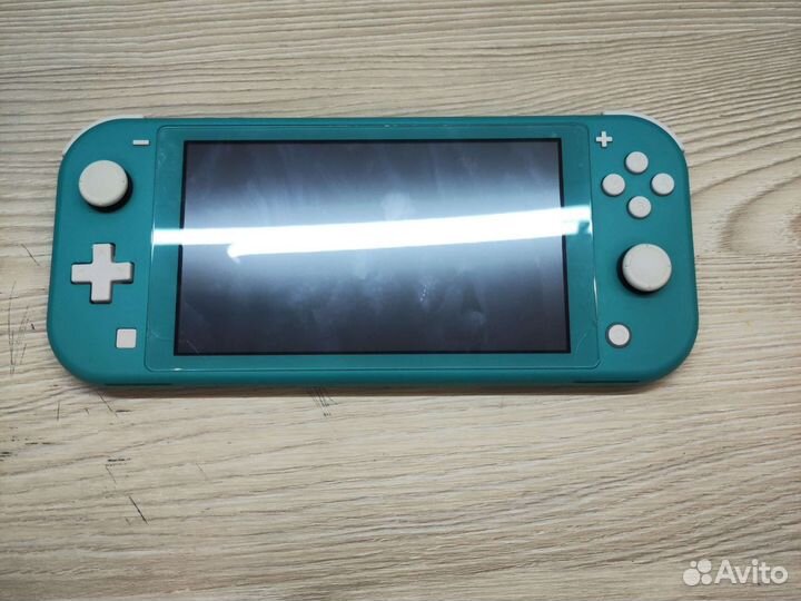 Игровая консоль Nintendo Switch Lite
