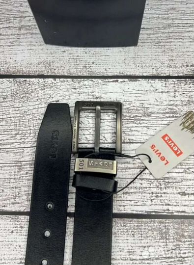 Кожаный ремень для джинсов