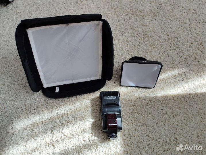 Накамерная вспышка Olympus FL-36