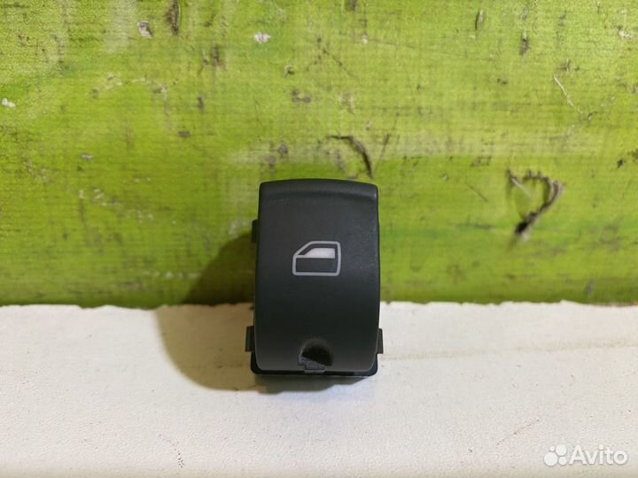 Кнопка стеклоподъемника Audi Q7 4F0959855