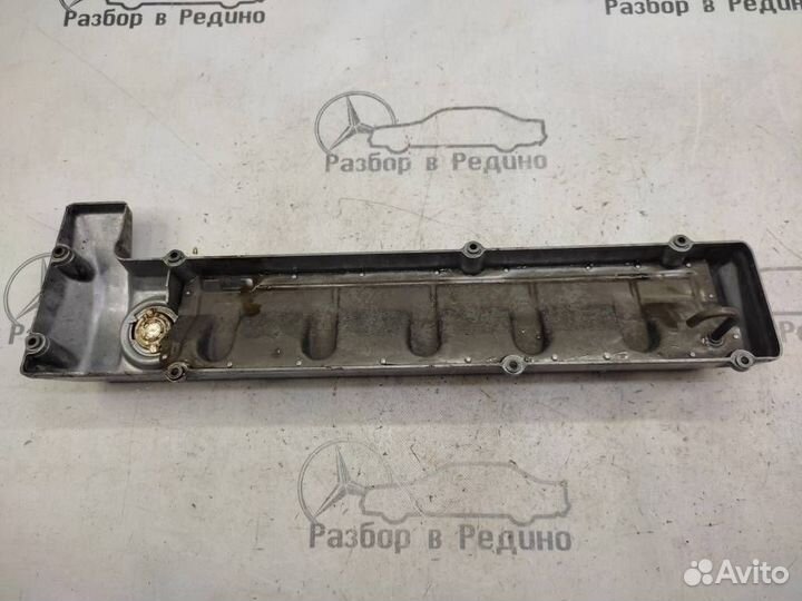 Клапанная крышка w124 E-class 603.960