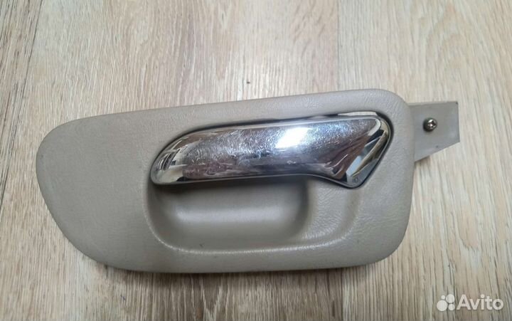 Внутренняя ручка двери Honda Odyssey пер.лев