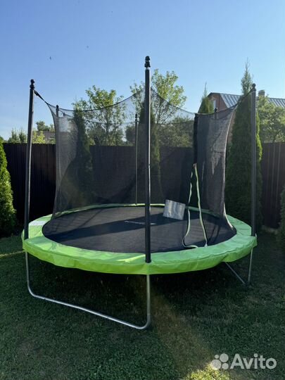 Батут с сеткой в отличном состоянии