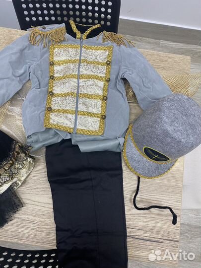 Новогодние костюмы муха и комар