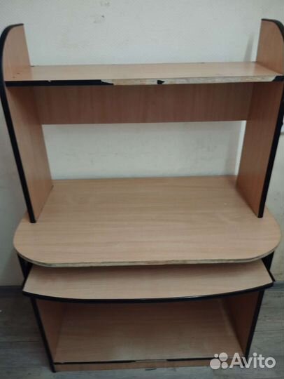 Компьютерный стол