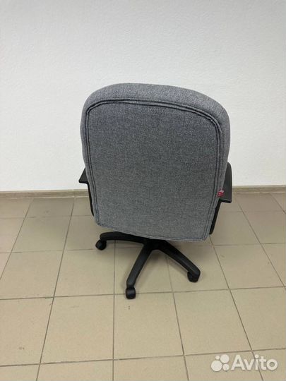 Компьютерное кресло