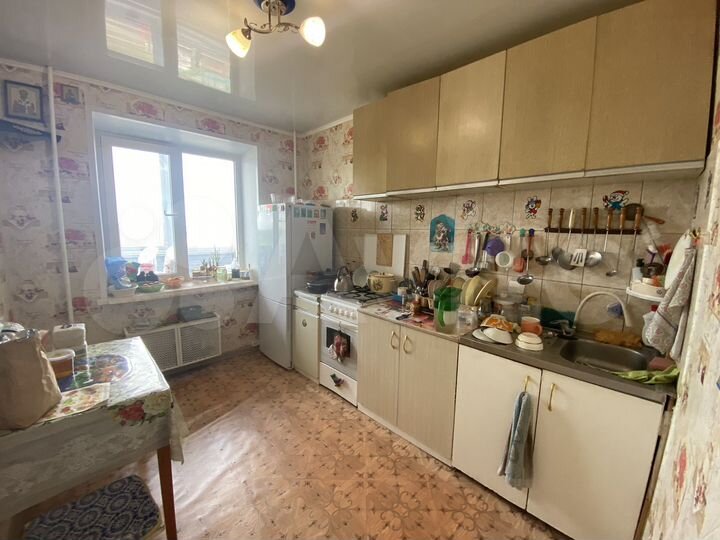 4-к. квартира, 80 м², 8/9 эт.