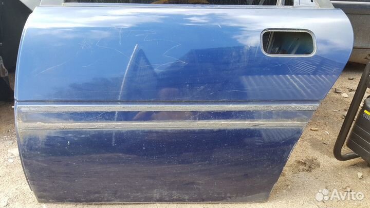 Дверь задняя левая Opel vectra a опель вектра а