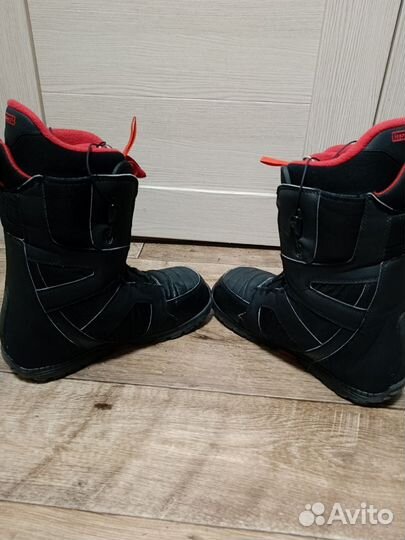Сноубордические ботинки burton